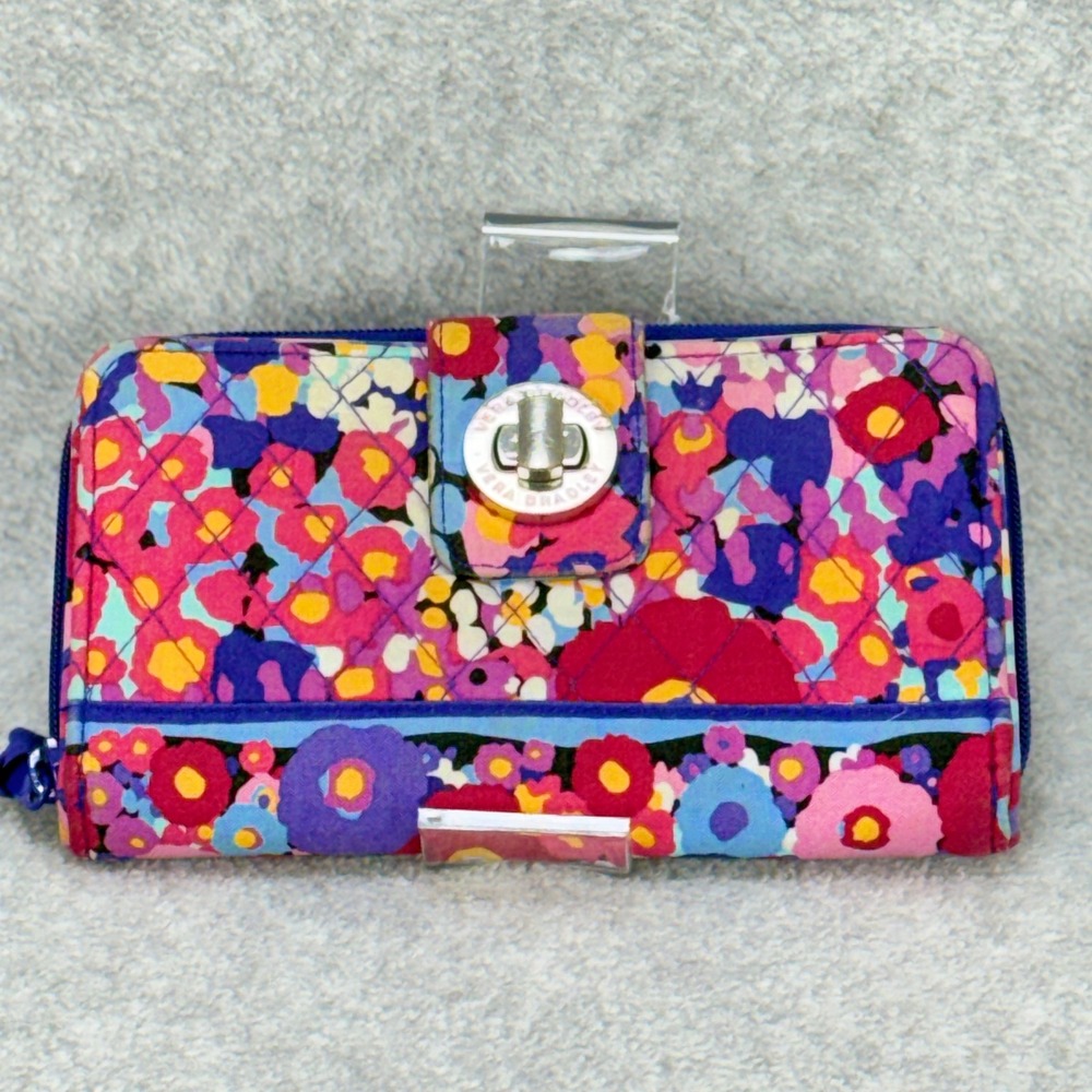 Vera Bradley Turnlock Wallet Women OS Multicolor Floral Quilted Boho